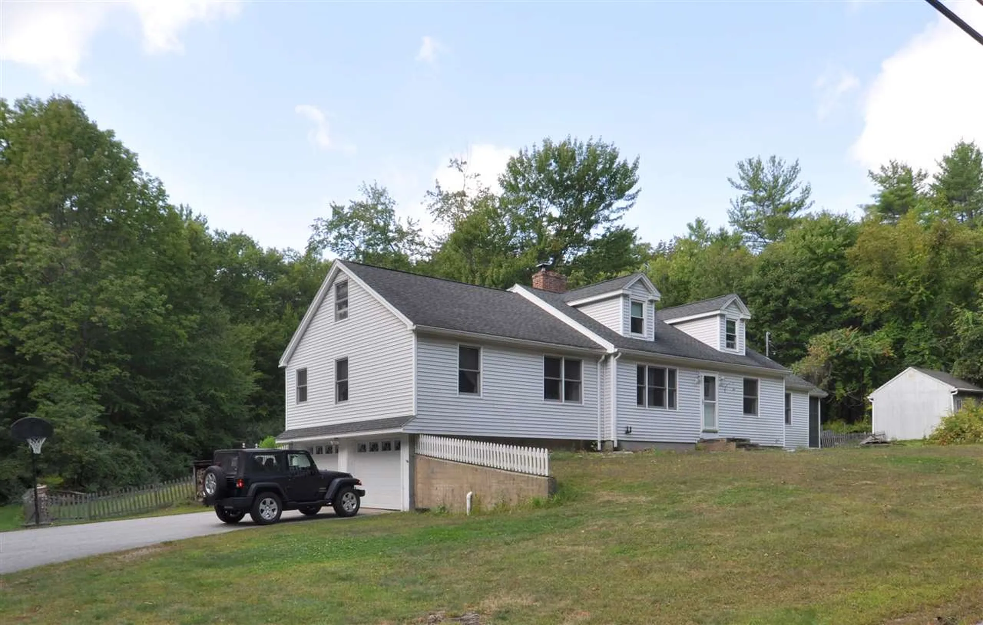 119 Tibbetts Hill Road Goffstown NH 03045