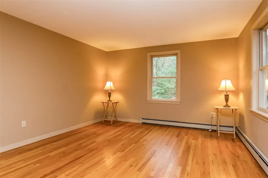 20 Rand Road Bow NH 03304
