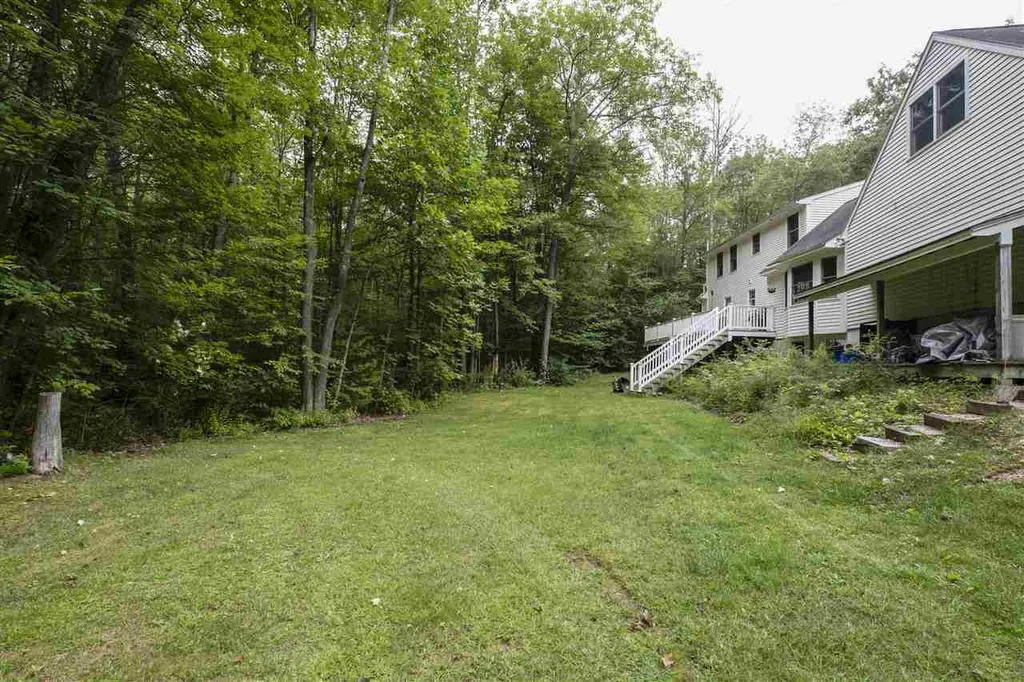 20 Rand Road Bow NH 03304