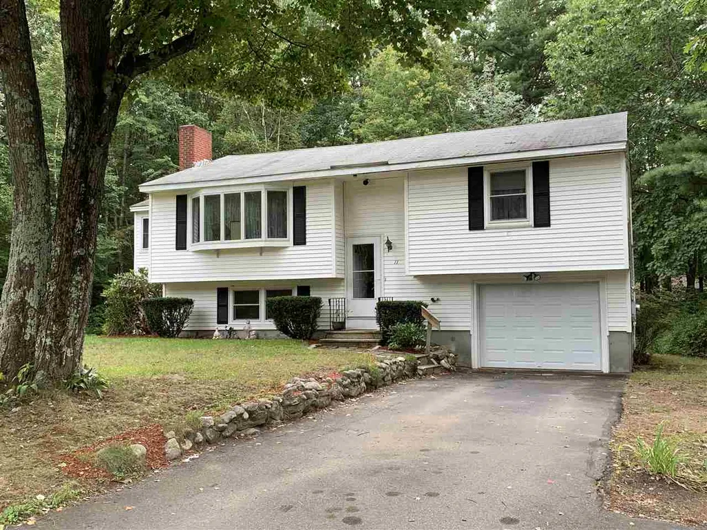 11 Dolores Avenue Derry NH 03038