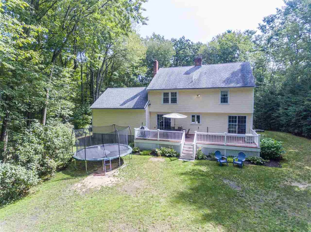 48 Buttrick Road Hampstead NH 03841