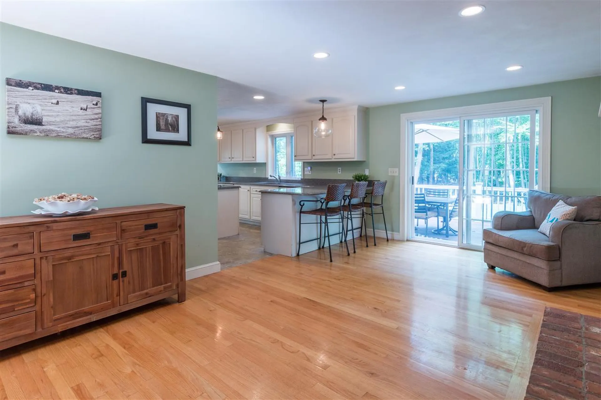 48 Buttrick Road Hampstead NH 03841
