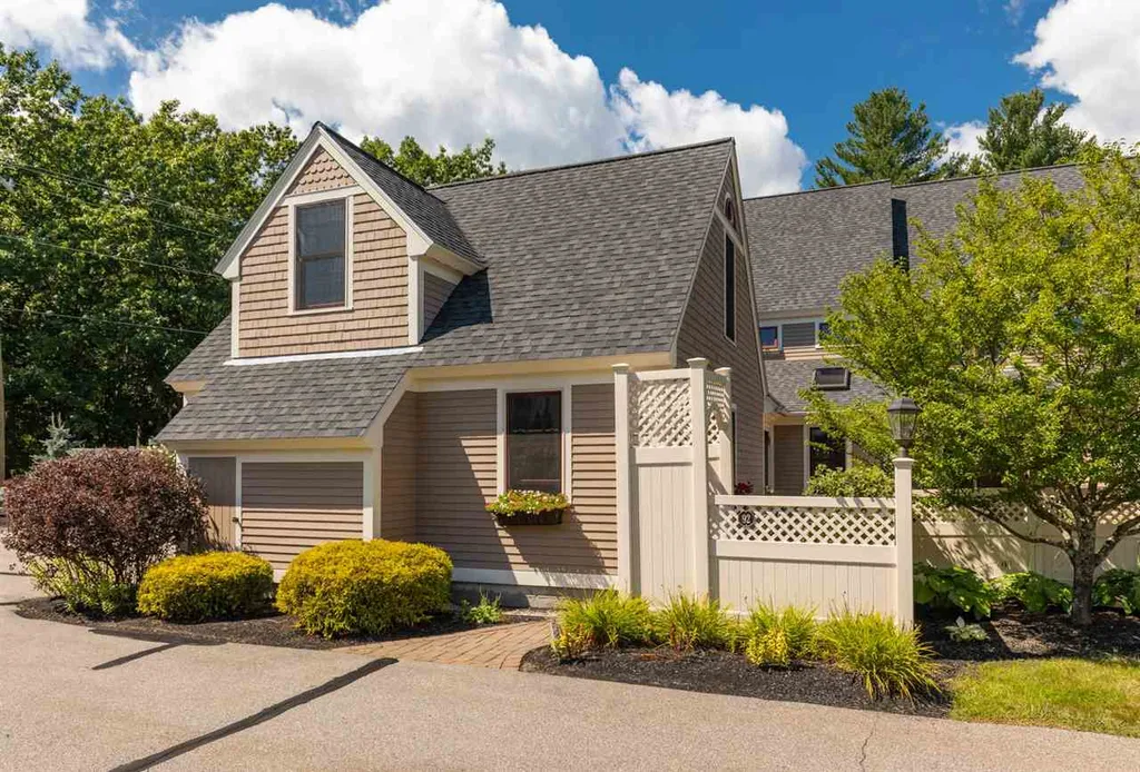 579 Sagamore Avenue Portsmouth NH 03801