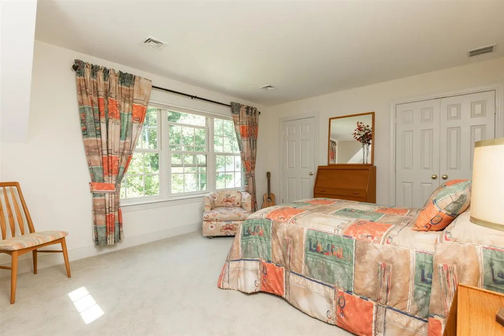 579 Sagamore Avenue Portsmouth NH 03801