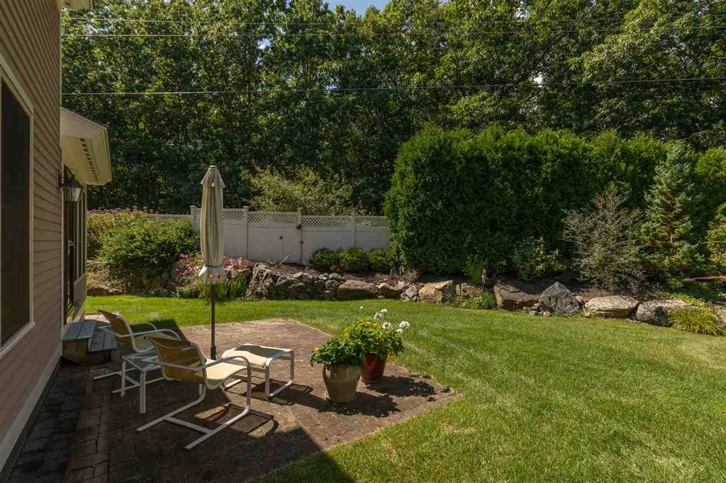 579 Sagamore Avenue Portsmouth NH 03801