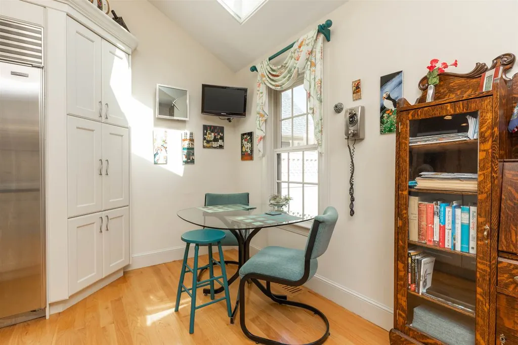 579 Sagamore Avenue Portsmouth NH 03801