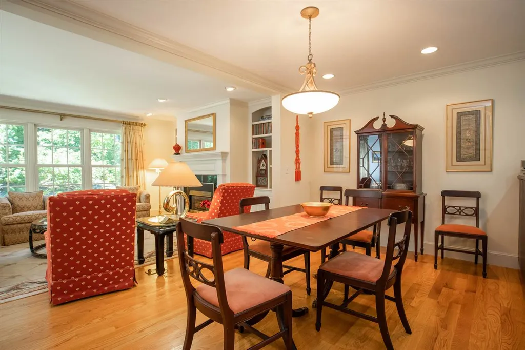 579 Sagamore Avenue Portsmouth NH 03801