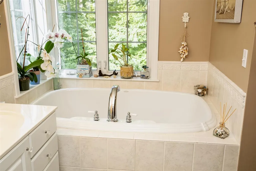 45 Windridge Road Essex VT 05452