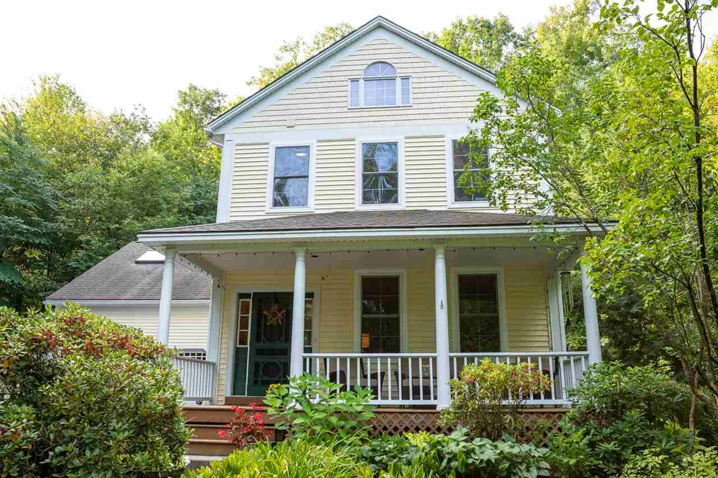 45 Windridge Road Essex VT 05452