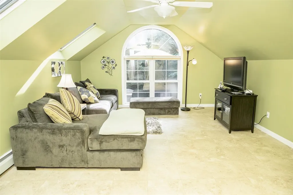 45 Windridge Road Essex VT 05452