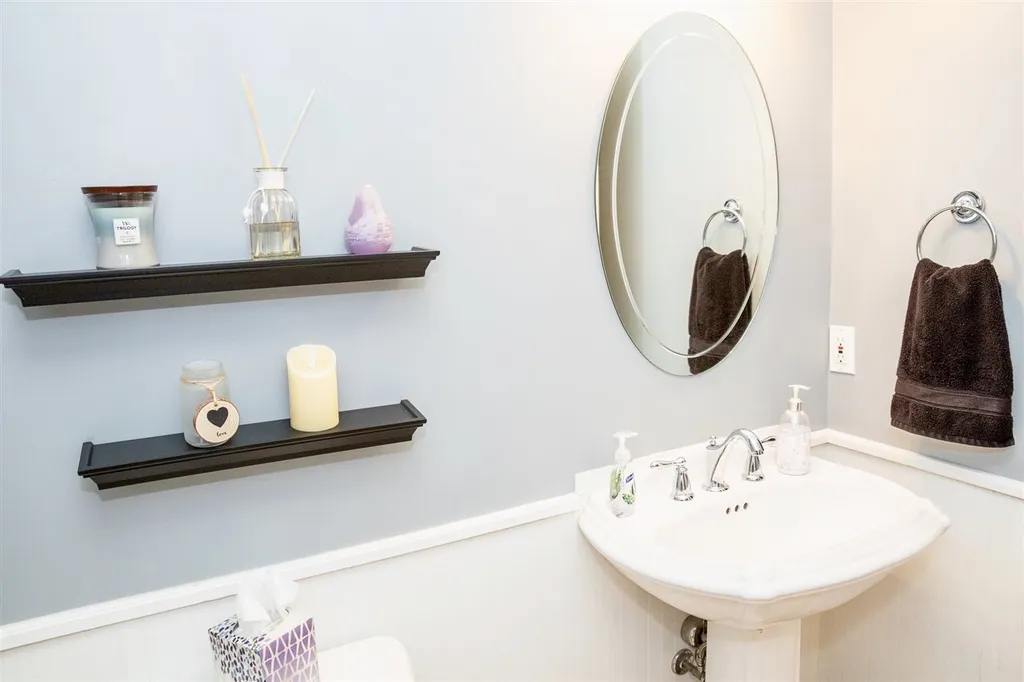 45 Windridge Road Essex VT 05452