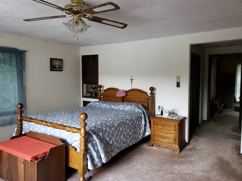 22 Lake View Stoddard NH 03464