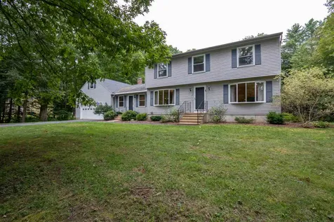 33 Irving Drive Concord NH 03301
