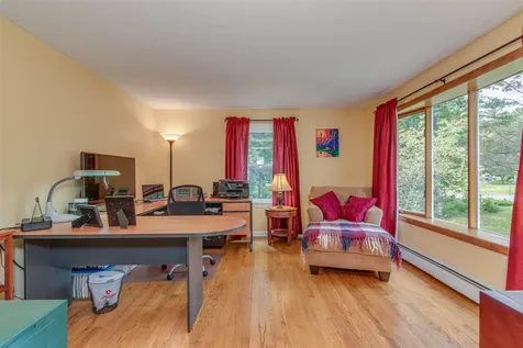 33 Irving Drive Concord NH 03301