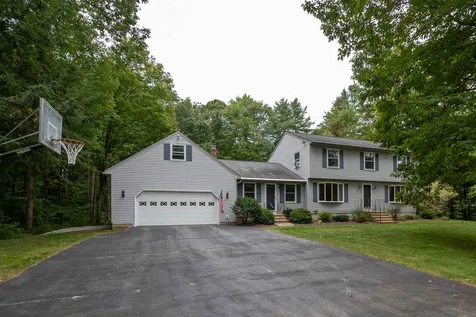 33 Irving Drive Concord NH 03301