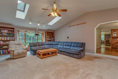 33 Irving Drive Concord NH 03301