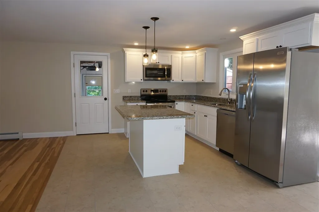 3 Wellington Road Dover NH 03820