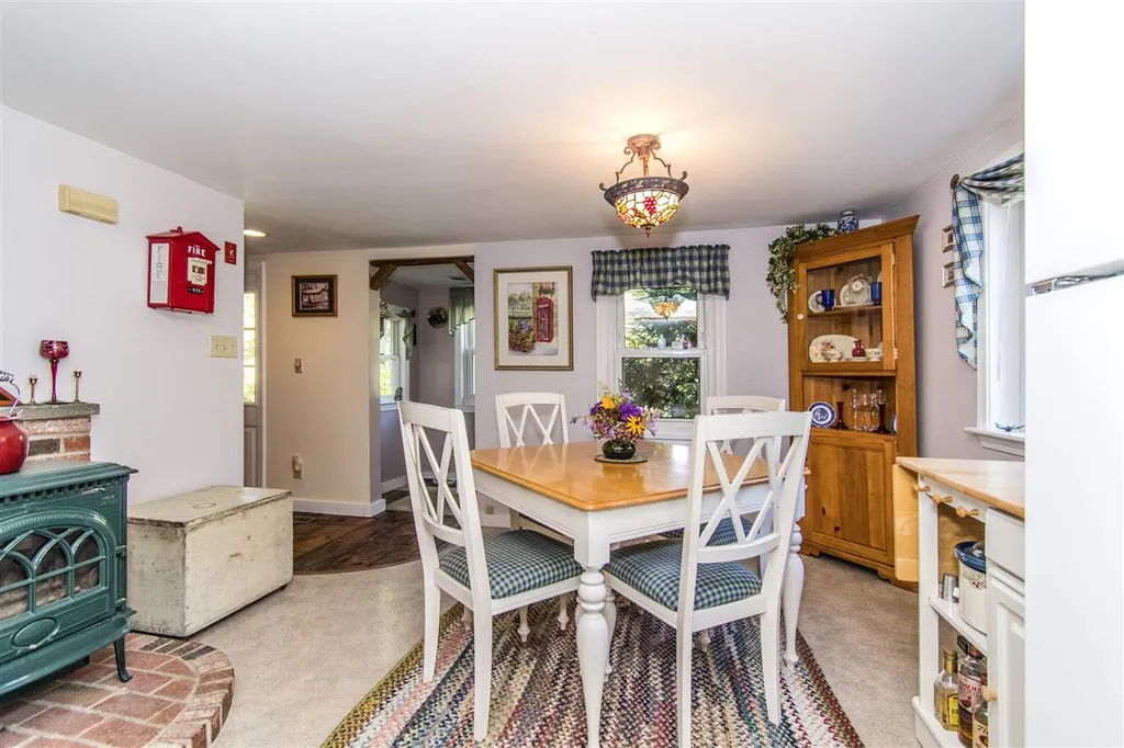 91 Blake Road Epping NH 03042