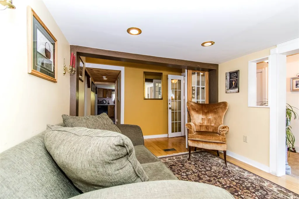 91 Blake Road Epping NH 03042