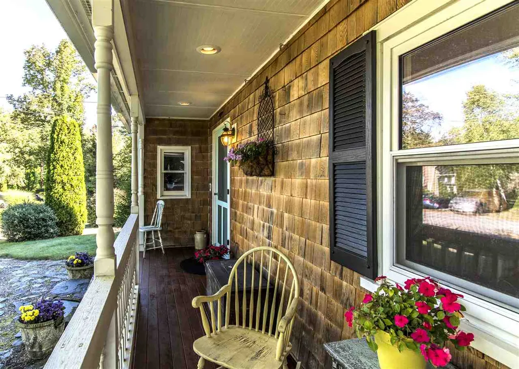 91 Blake Road Epping NH 03042