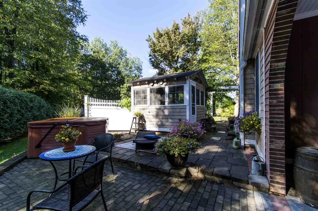 91 Blake Road Epping NH 03042