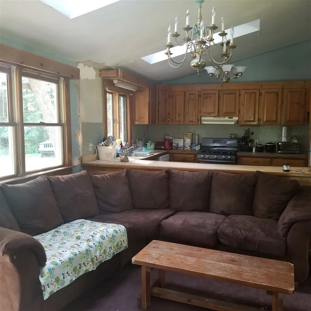 36 Woodard Avenue Winchester NH 03470