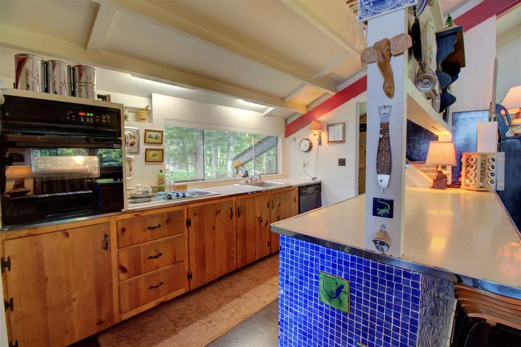 1042 Savage Point Road North Hero VT 05474