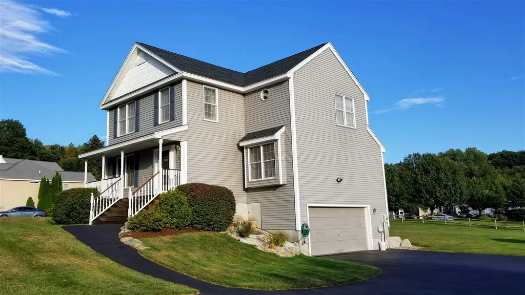 13 Whittemore Road Pembroke NH 03275