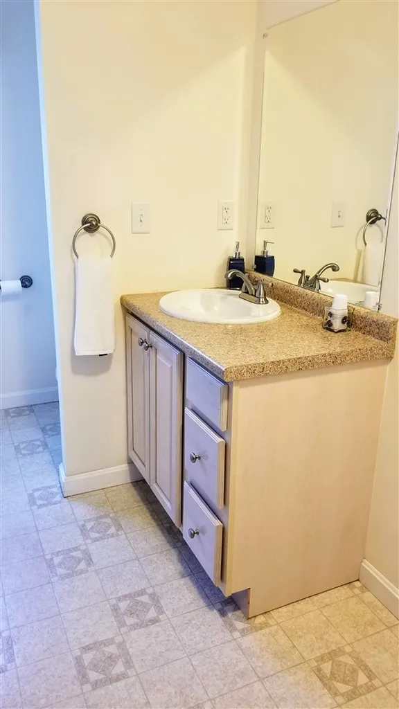 13 Whittemore Road Pembroke NH 03275