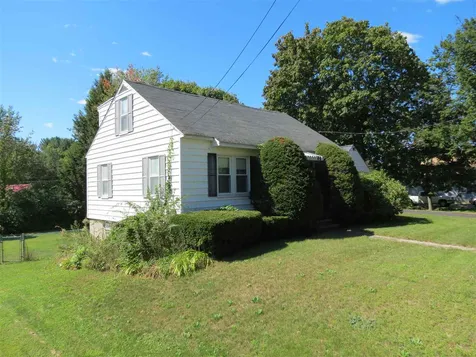 31 Adams Avenue Rochester NH 03867