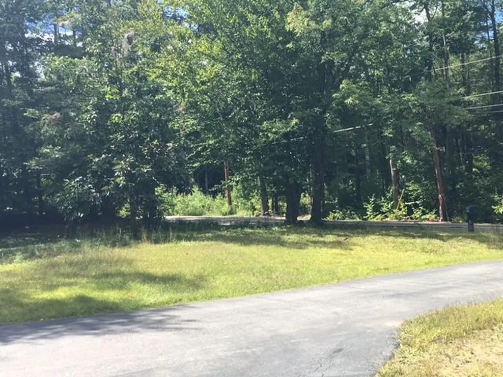 61 Betts Road Rochester NH 03867