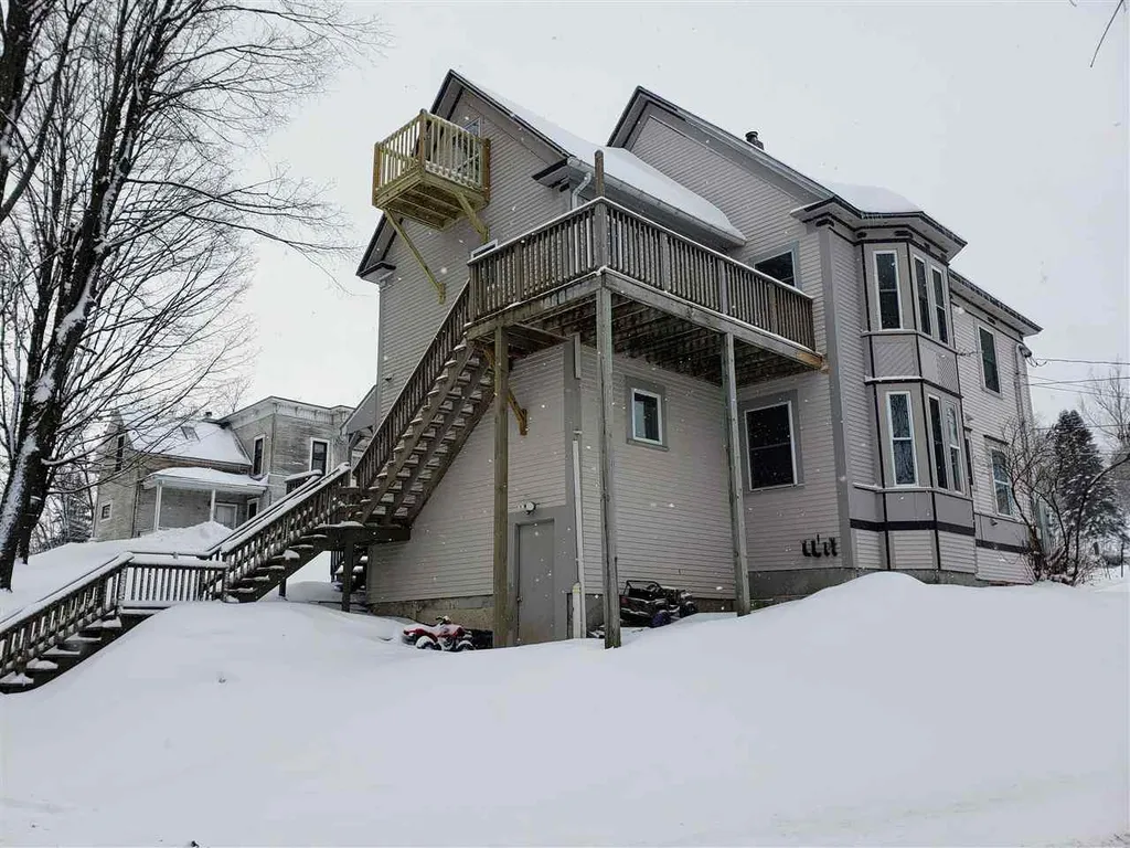 55 Cottage Street Newport City VT 05855