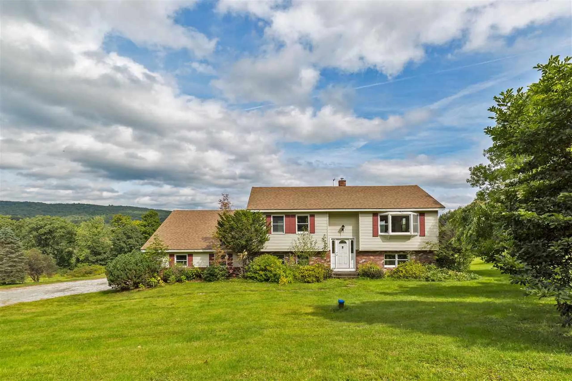 48 Manchester Drive Lebanon NH 03766