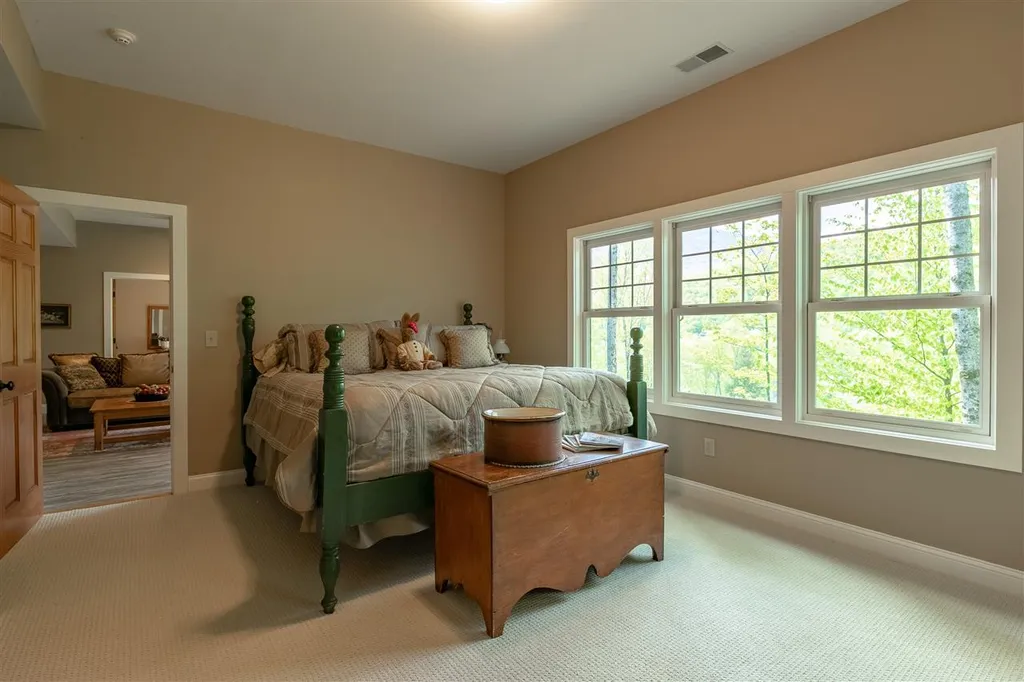3 Buck Road Lincoln NH 03251