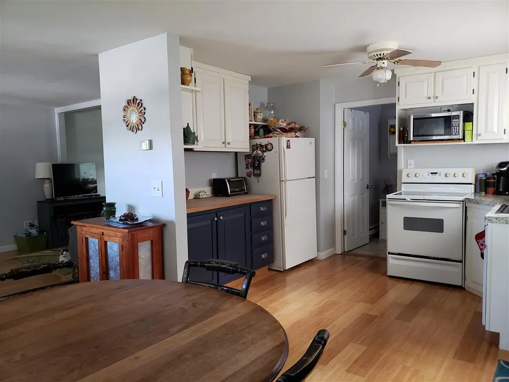 288B Towle Farm Road Hampton NH 03842
