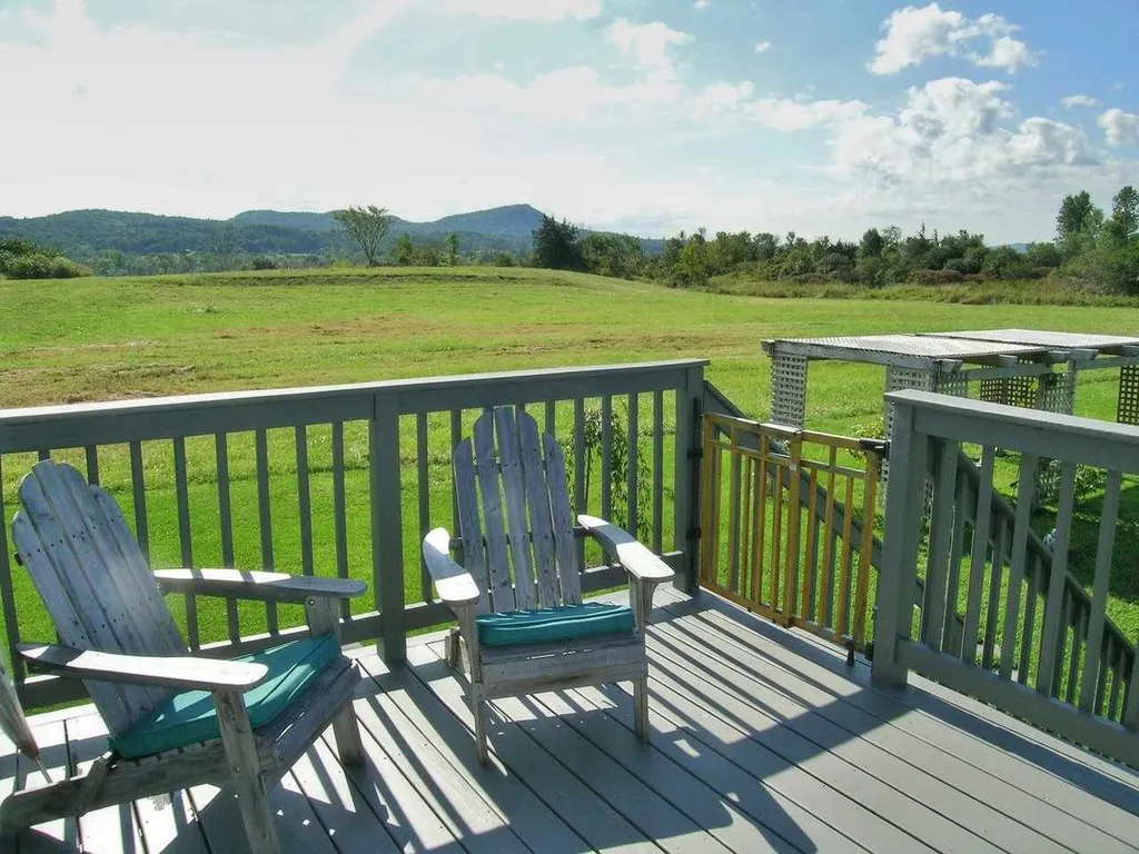 142 Commodore Drive Vergennes VT 05491