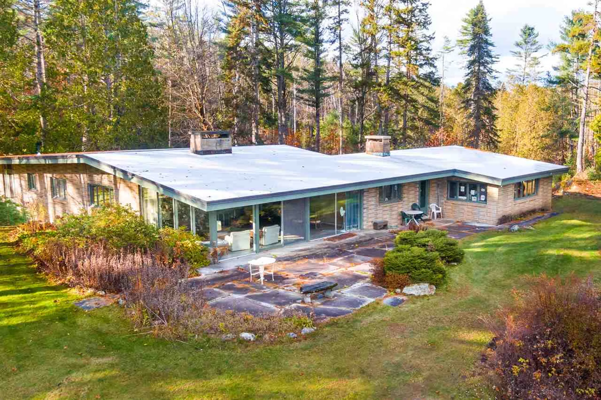 697 West Main Street Littleton NH 03561
