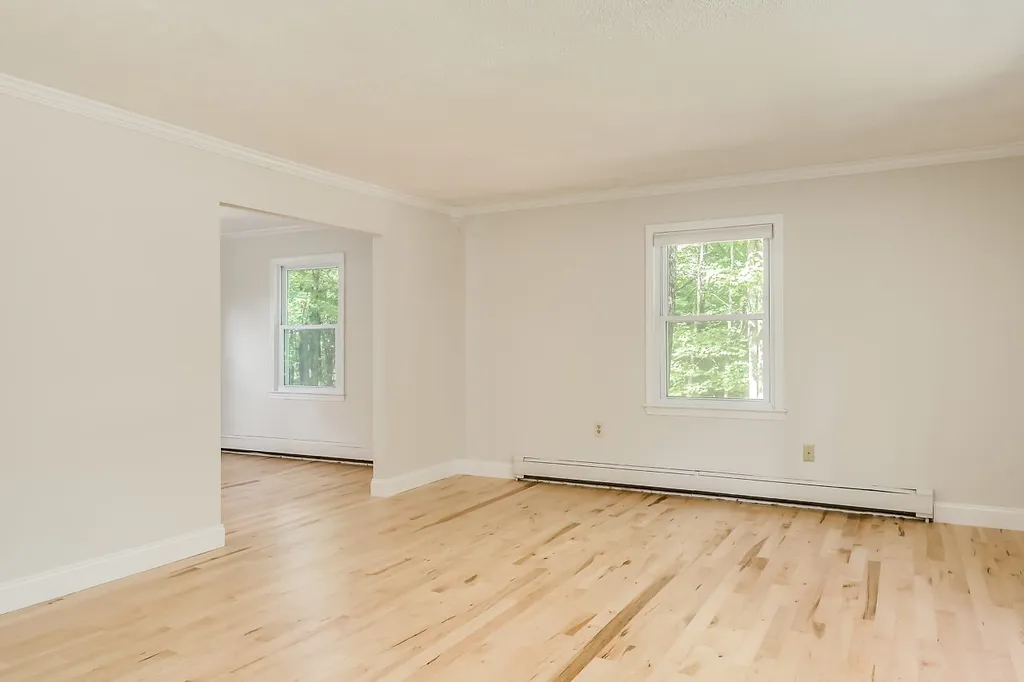 8 Sunnyside Drive Durham NH 03824