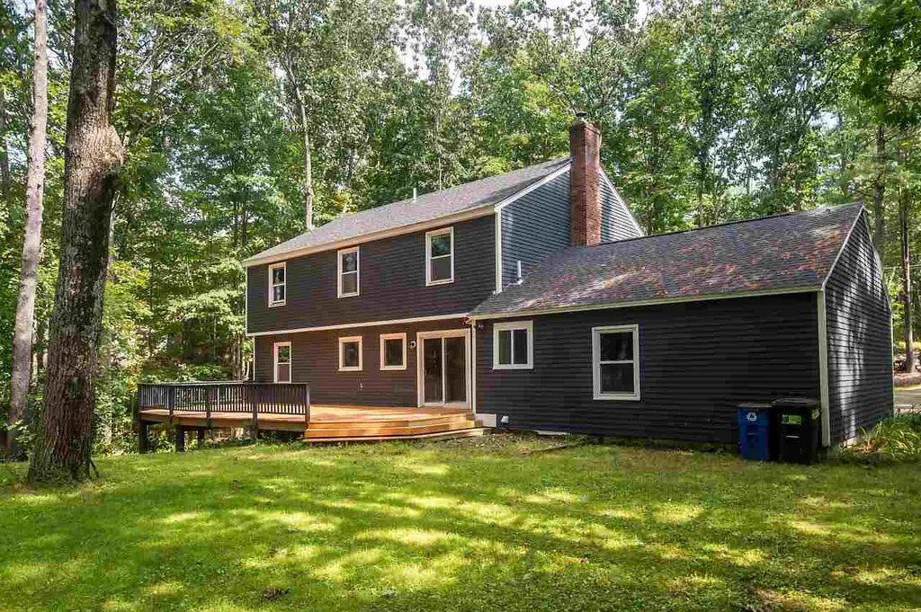 8 Sunnyside Drive Durham NH 03824