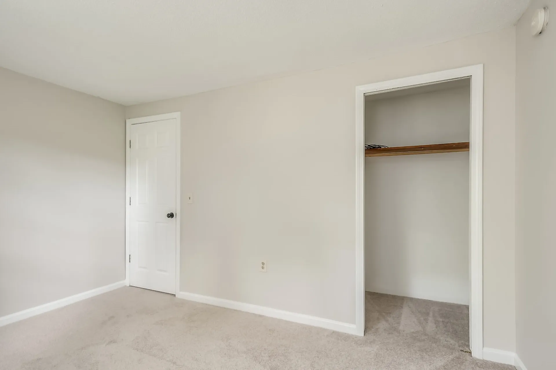 8 Sunnyside Drive Durham NH 03824