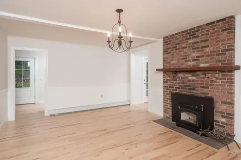 8 Sunnyside Drive Durham NH 03824