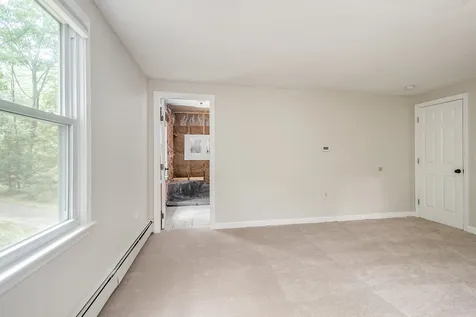 8 Sunnyside Drive Durham NH 03824