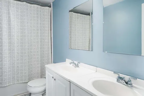 8 Sunnyside Drive Durham NH 03824