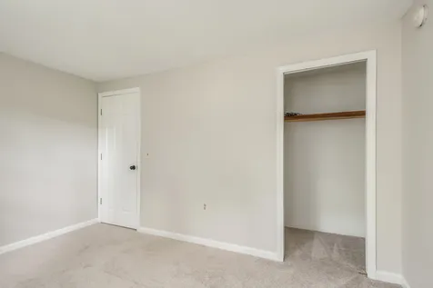 8 Sunnyside Drive Durham NH 03824