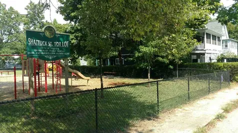 8 Shattuck Street Nashua NH 03064