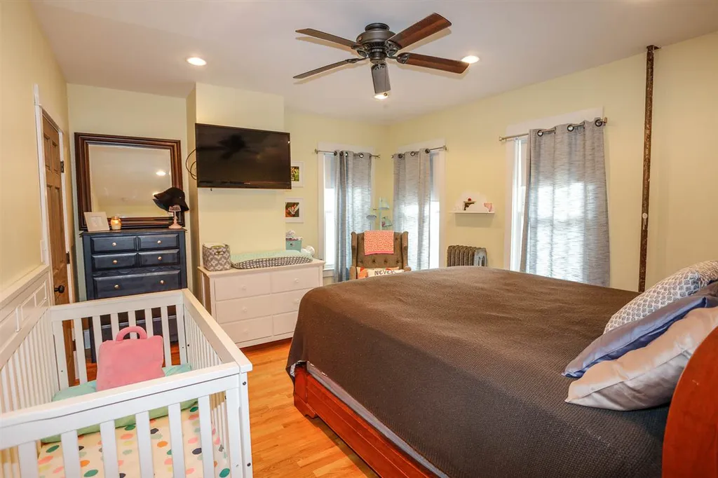 239 Sagamore Street Manchester NH 03104