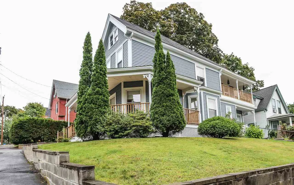 239 Sagamore Street Manchester NH 03104