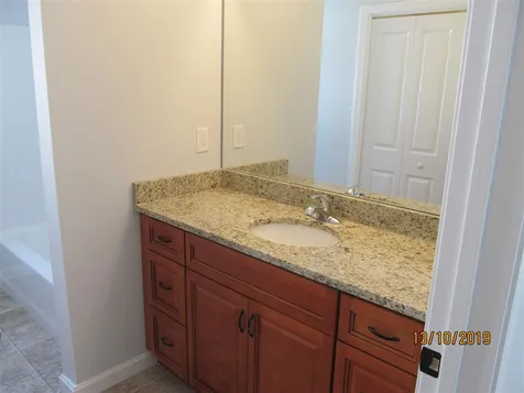 417 Tarrytown Road Manchester NH 03103