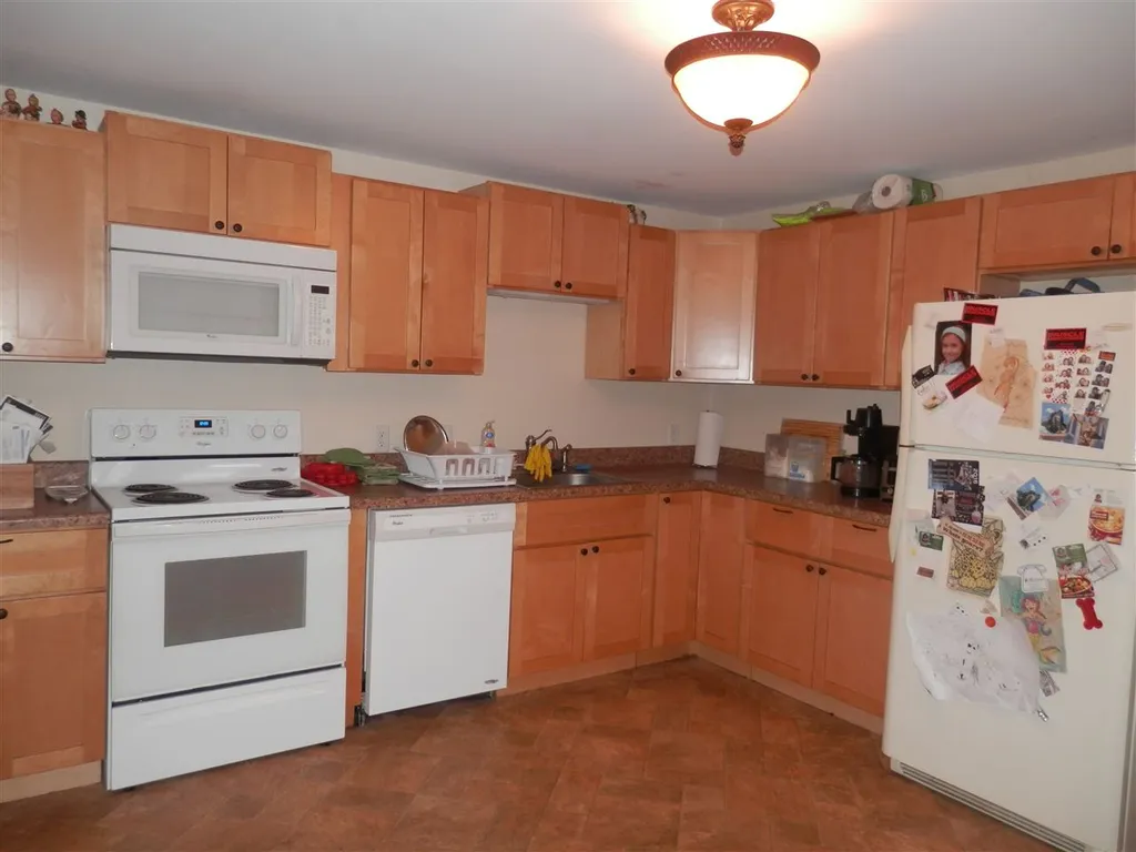 12 Charles Street Laconia NH 03246