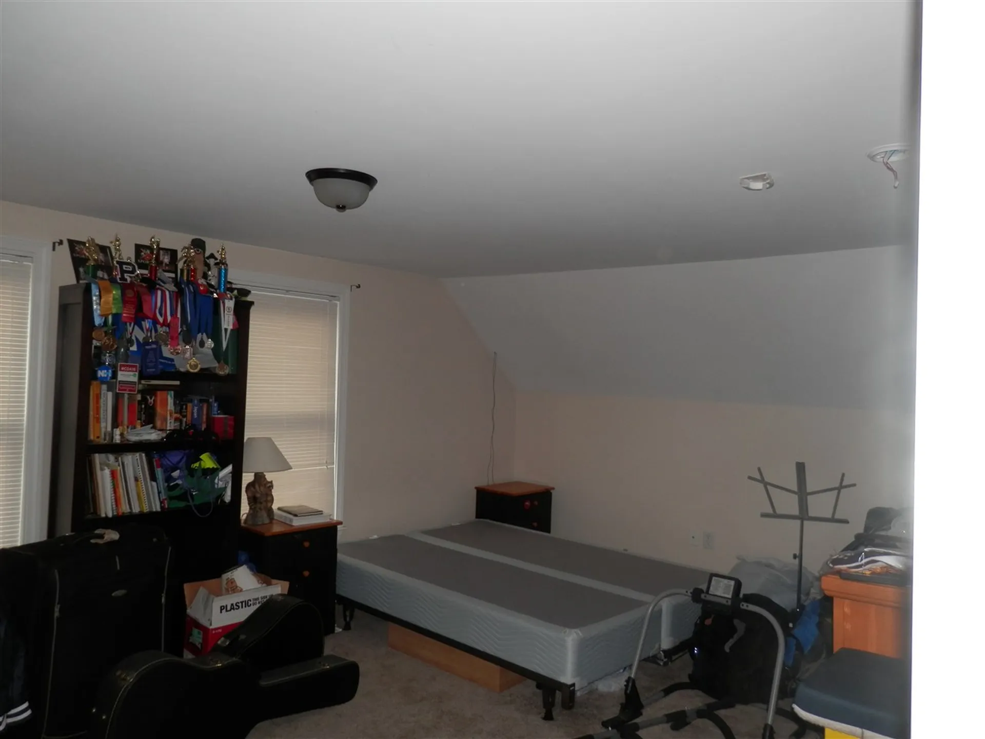 12 Charles Street Laconia NH 03246